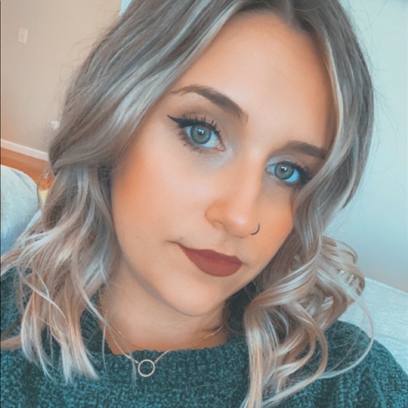 Meet your Posher, Samantha - Picture 1 of 1